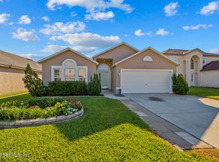 109 Reeding Ridge Dr E, Jacksonville, FL 32225