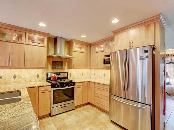 3rd image of 6955 Athena Dr