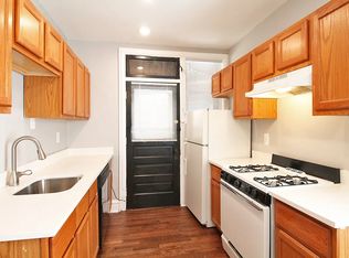 132 N Humphrey Ave APT 1W, Oak Park, IL 60302