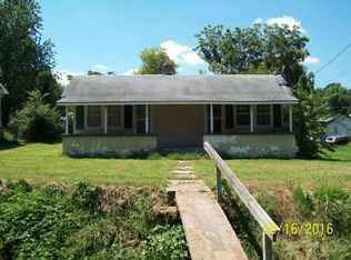 912 Freeman Rd, Neosho, MO 64850