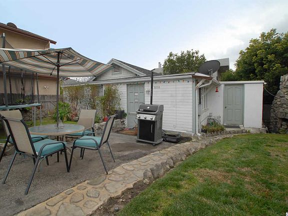 4th image of 3238 Prospect Ave