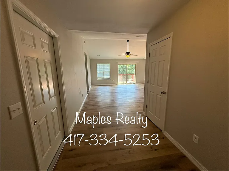 141 Scotch Pine Ct — Photo 15