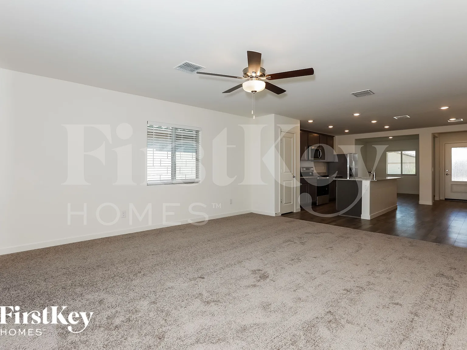 3 bed, 2.0 bath, 1540 sqft, $1,735 — Photo 3