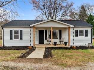 251 Cooley Bridge Rd, Pelzer, SC 29669