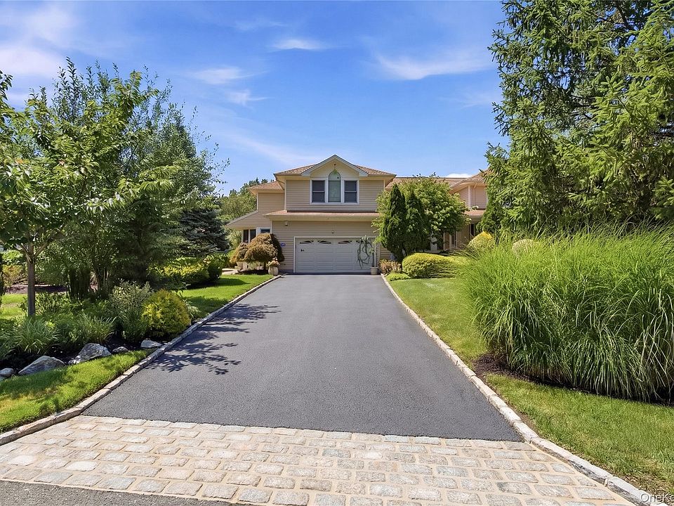 1st image of 323 Baltustrol Circle