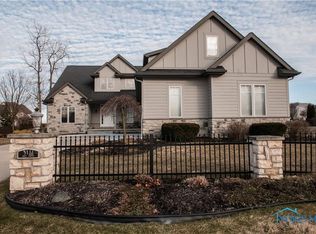 3111 Alex Ct, Maumee, OH 43537