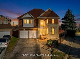 51 Jack Rabbit Cres, Brampton, ON L6R 2E4