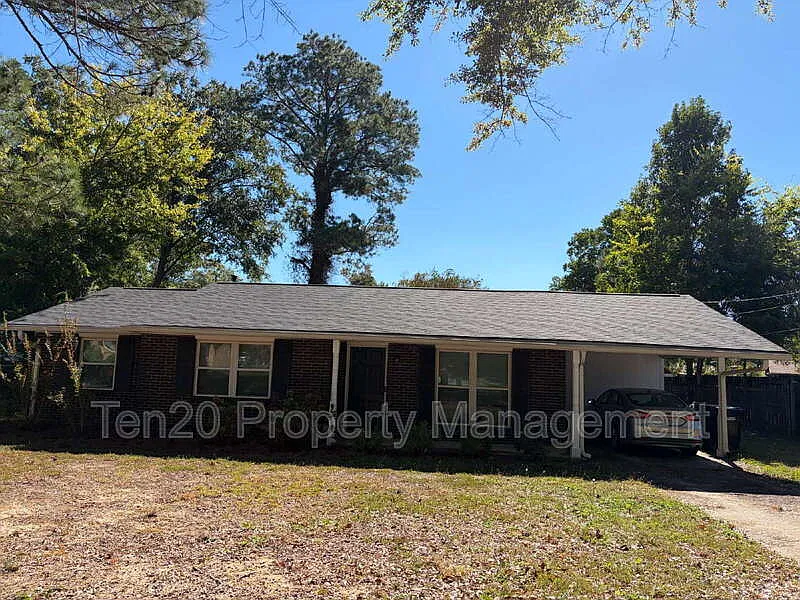 3 bed, 2.0 bath, 1260 sqft, $1,700 — Photo 1
