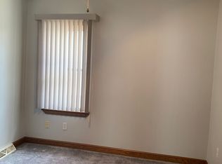 27 Gordon St, Girard, OH
