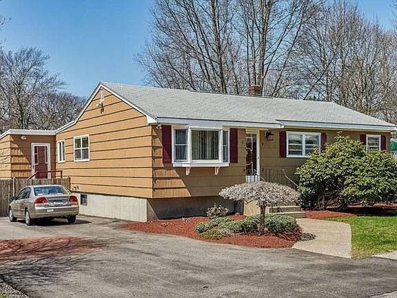 3rd image of 9 Sullivan Dr
