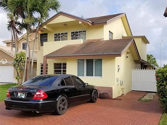 2nd image of 9136 SW Grand Canal Dr