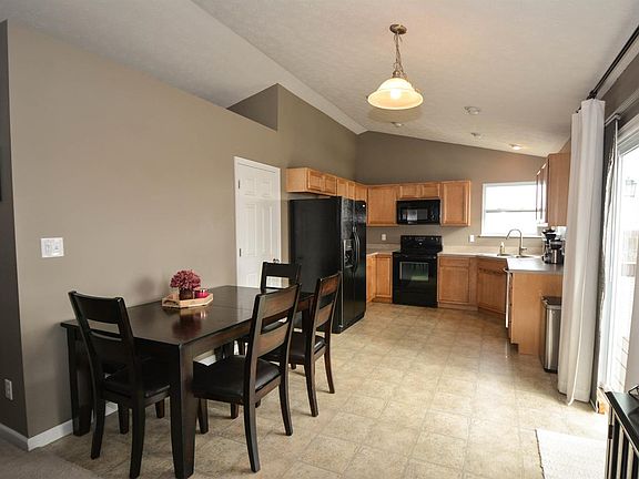 4th image of 175 Brittony Woods Dr