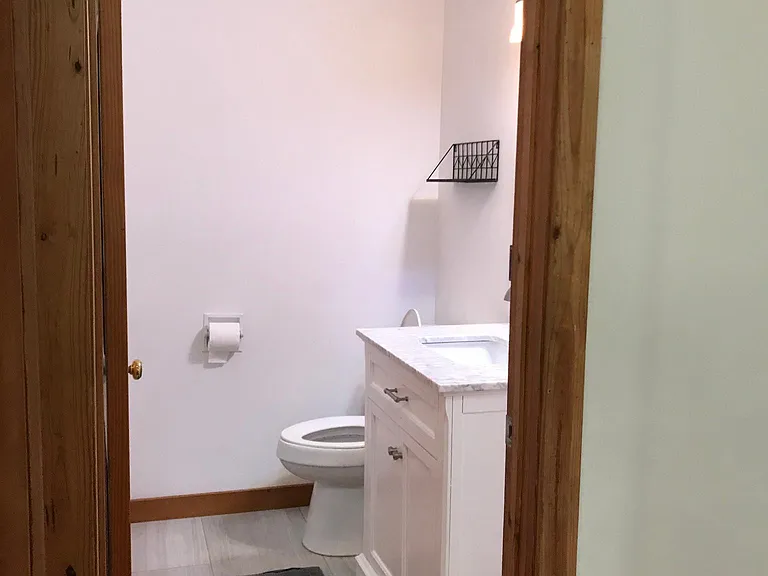 14 Altamont Forest Dr — Photo 9