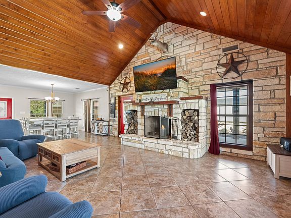 3rd image of 825 Recreation Rd #255