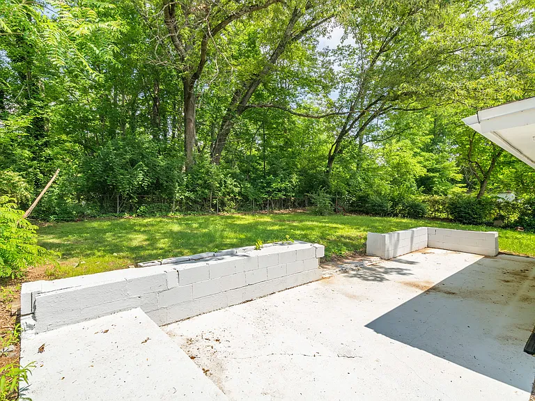 415 Taliwa Dr — Photo 24