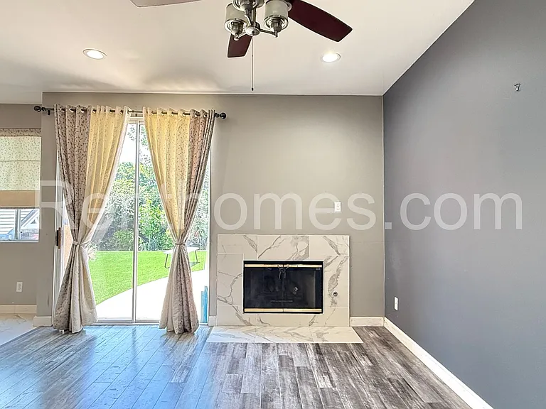 6865 Camino De Amigos — Photo 9