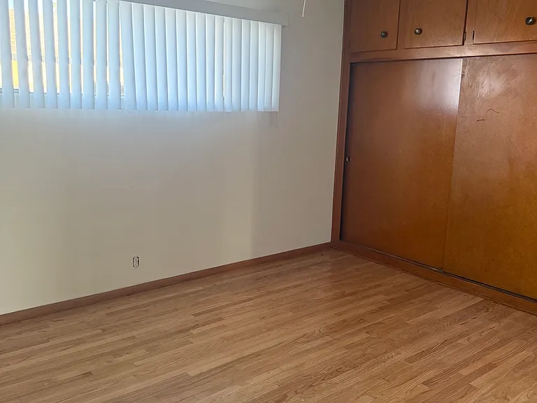 544 W Vesta St — Photo 10