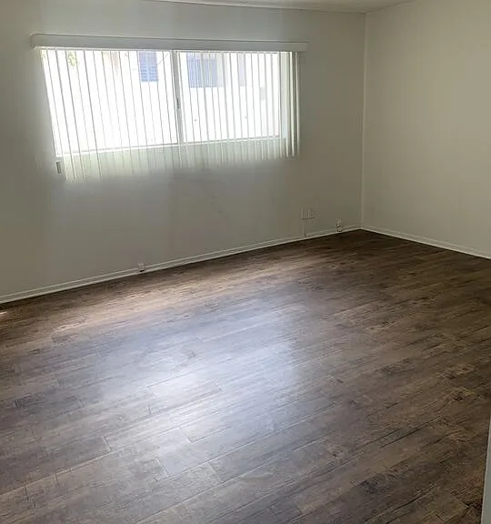 1820 S Bentley Ave #106 — Photo 8