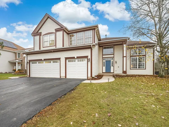 601 Lake Cornish Way, Algonquin, IL 60102
