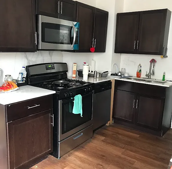 43 Margaret St #2R — Photo 1