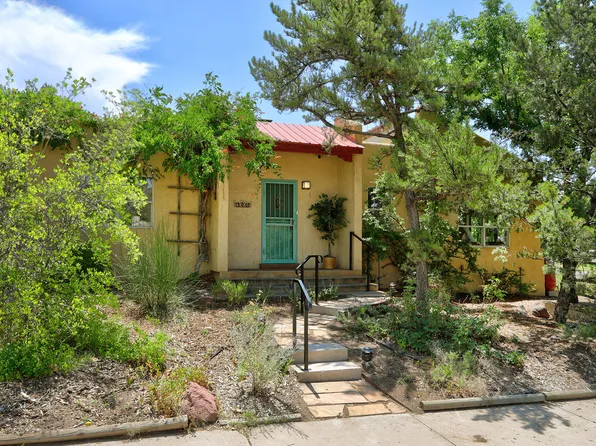 300 Tulane Pl NE, Albuquerque, NM 87106