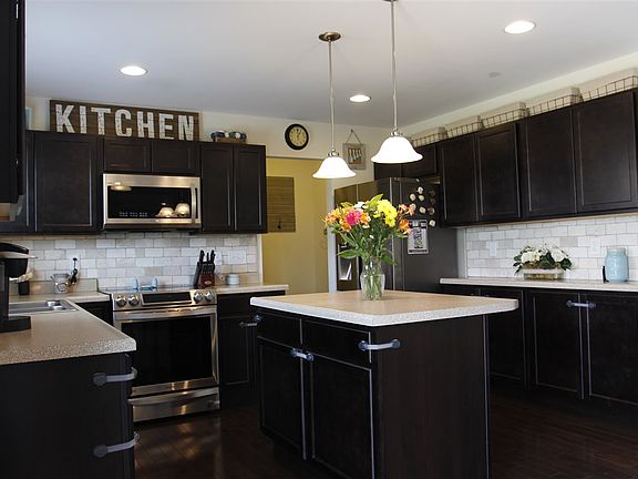3rd image of 6278 Holm Oak Ct