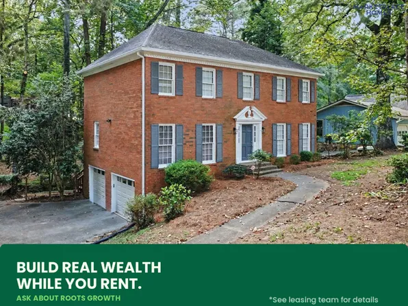 681 Roxboro Trce, Lawrenceville, GA 30044
