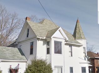 304 N Cross St, Newcomerstown, OH 43832