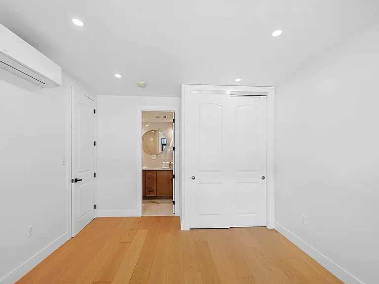 153 Weirfield St #B — Photo 35
