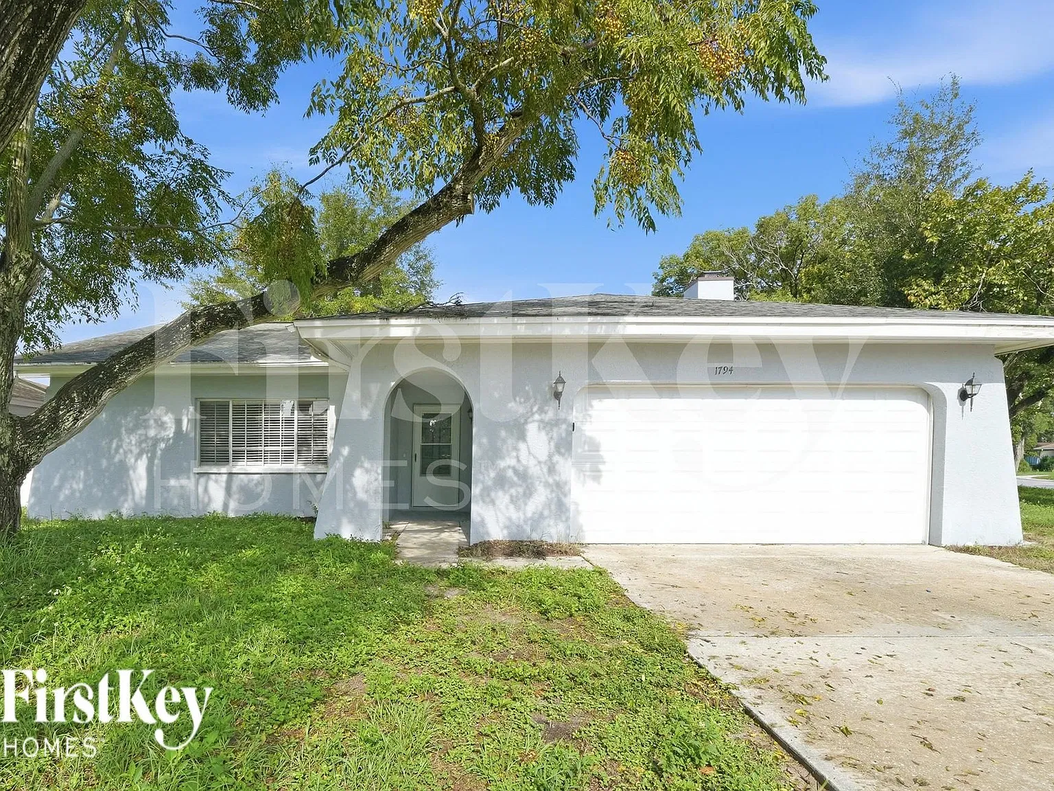 3 bed, 2.0 bath, 1413 sqft, $2,415 — Photo 1