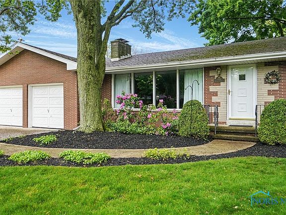 2nd image of 426 Hillcrest Dr