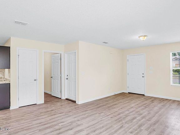 3rd image of 1498 45TH Street