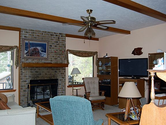2nd image of 198 Cove Ln