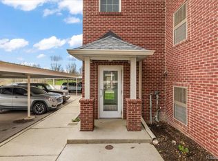 6600 Trillium Village Ln UNIT 13, Clarkston, MI 48346