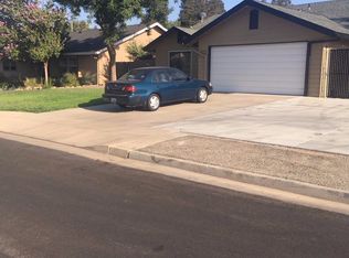 2312 Palo Alto Ave, Clovis, CA 93611