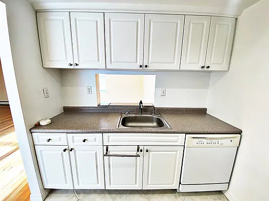 Rented by Brooklyn Property Group LLC | media 38