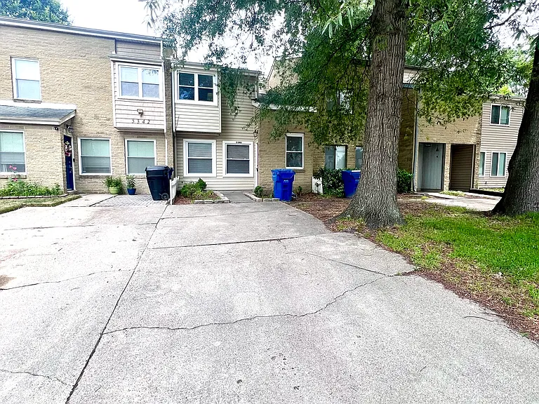 5340 Palmyra Ct — Photo 30