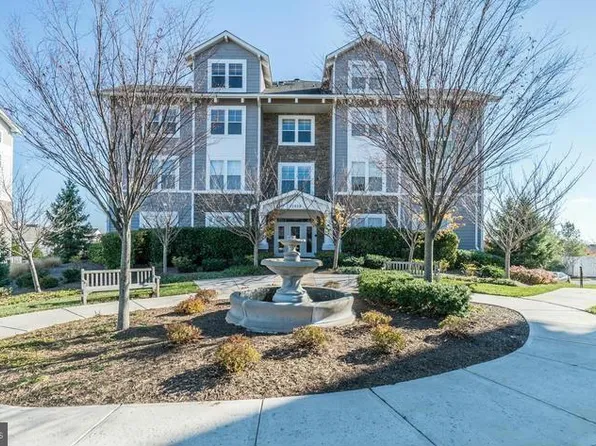 12828 Clarksburg Square Rd Unit 302, Clarksburg, MD 20871
