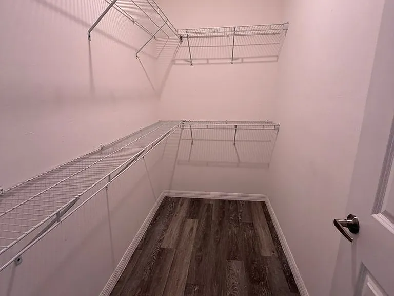 1095 Highlands Rd — Photo 13