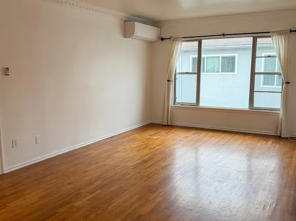 8217 Blackburn Ave APT 4, Los Angeles, CA 90048