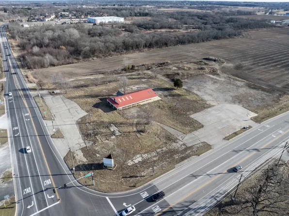 5511 Us Highway 12 Hwy #12, Richmond, IL 60071