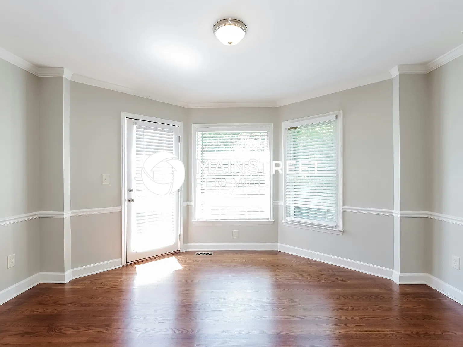 5228 Bridge Pointe Dr — Photo 4