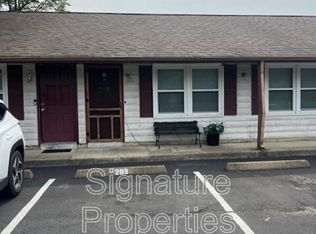 203 Newbridge Rd, Richmond, VA 23223