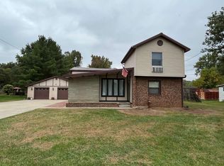 1102 Scott Ave, Wurtland, KY 41144