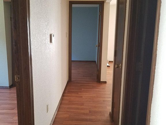 4th image of 3806 Wilshire Dr