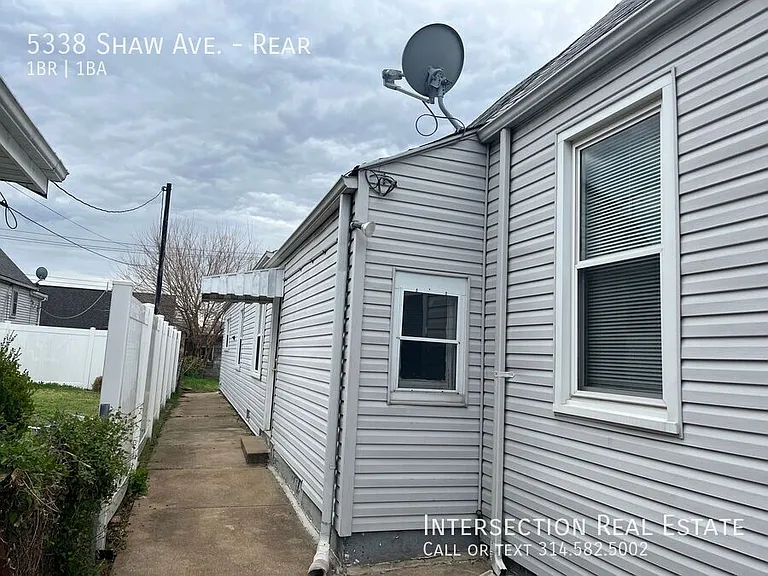 5338 Shaw Ave #REAR — Photo 2