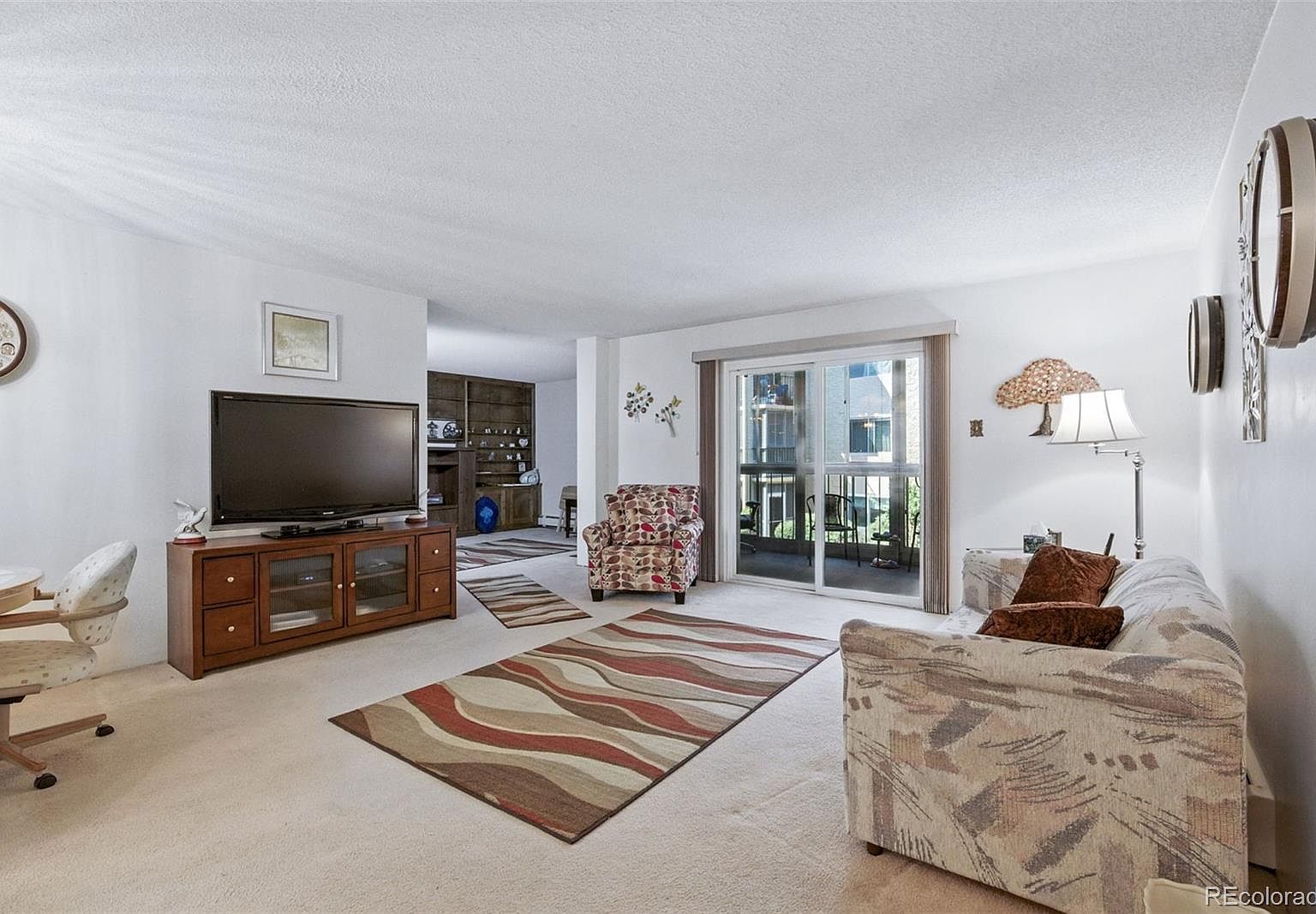 3082 S Wheeling Way Bldg 208 #205