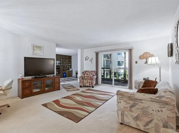 3082 S Wheeling Way Bldg 208 #205, Aurora, CO 80014