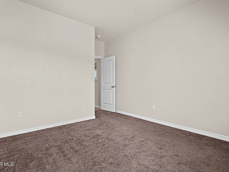 618 Rafael Marmolejo St — Photo 19