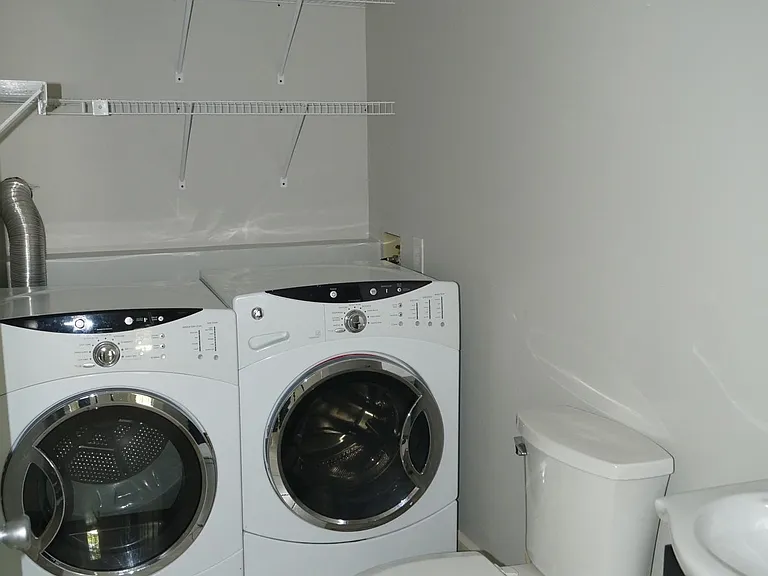 979 Jairus Dr — Photo 29